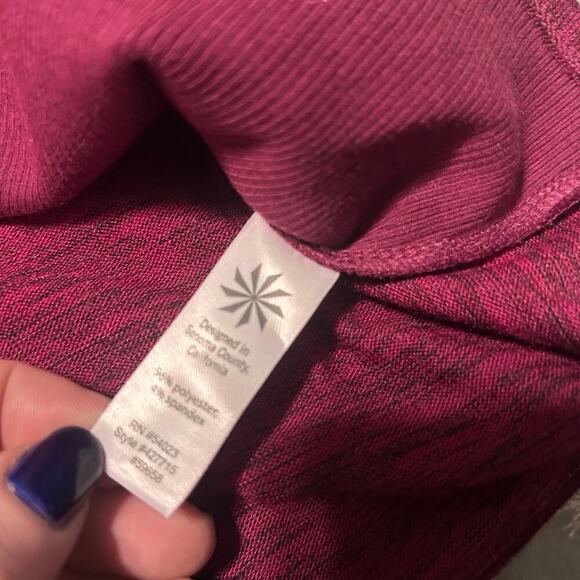 Athleta Women's Hooded Batwing Pullover size Small - Picture 9 of 9